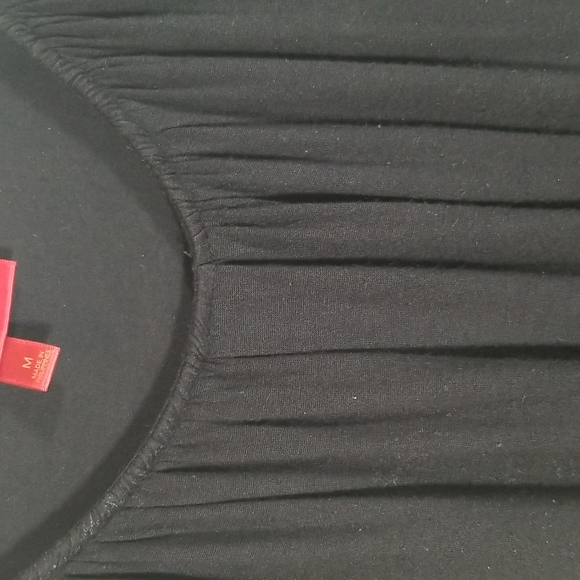 Jennifer Lopez Black Top Size M. Sleeves off the Shoulder with Braided top. - Picture 4 of 7